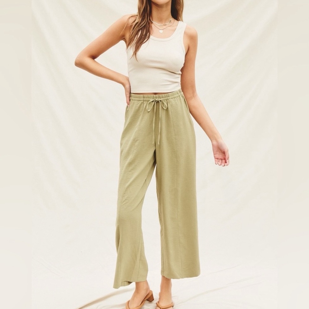 NWT Matcha Capri Pants by Dress Forum - women's size Large - NWT - Picture 1 of 5